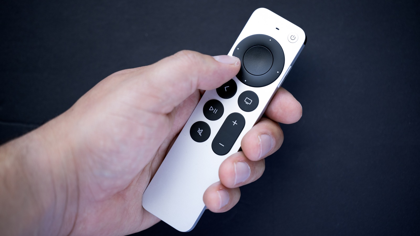 Panduan: Cara Mengetahui Apakah Remote Apple TV Anda Sedang Mengisi Daya