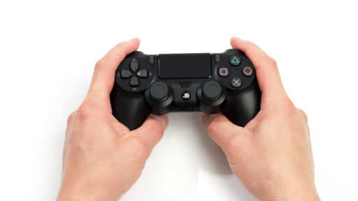 Panduan Lengkap: Cara Menghubungkan Kontroler PS4 DualShock ke iPhone, iPad, dan Mac